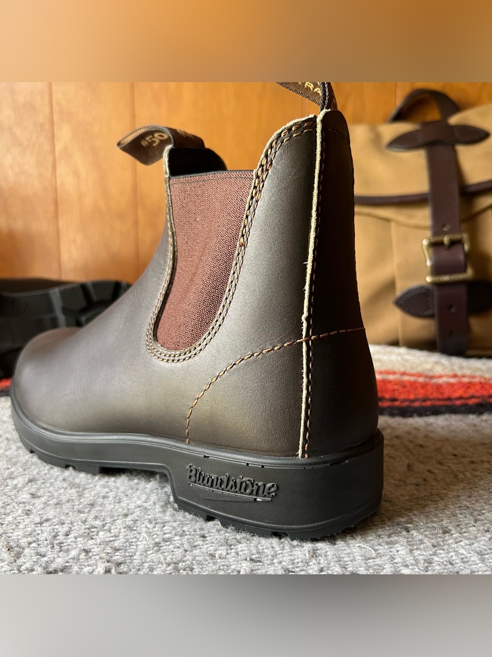 Blundstone Chelsea Boots Brown Leather - Picture 13 of 13